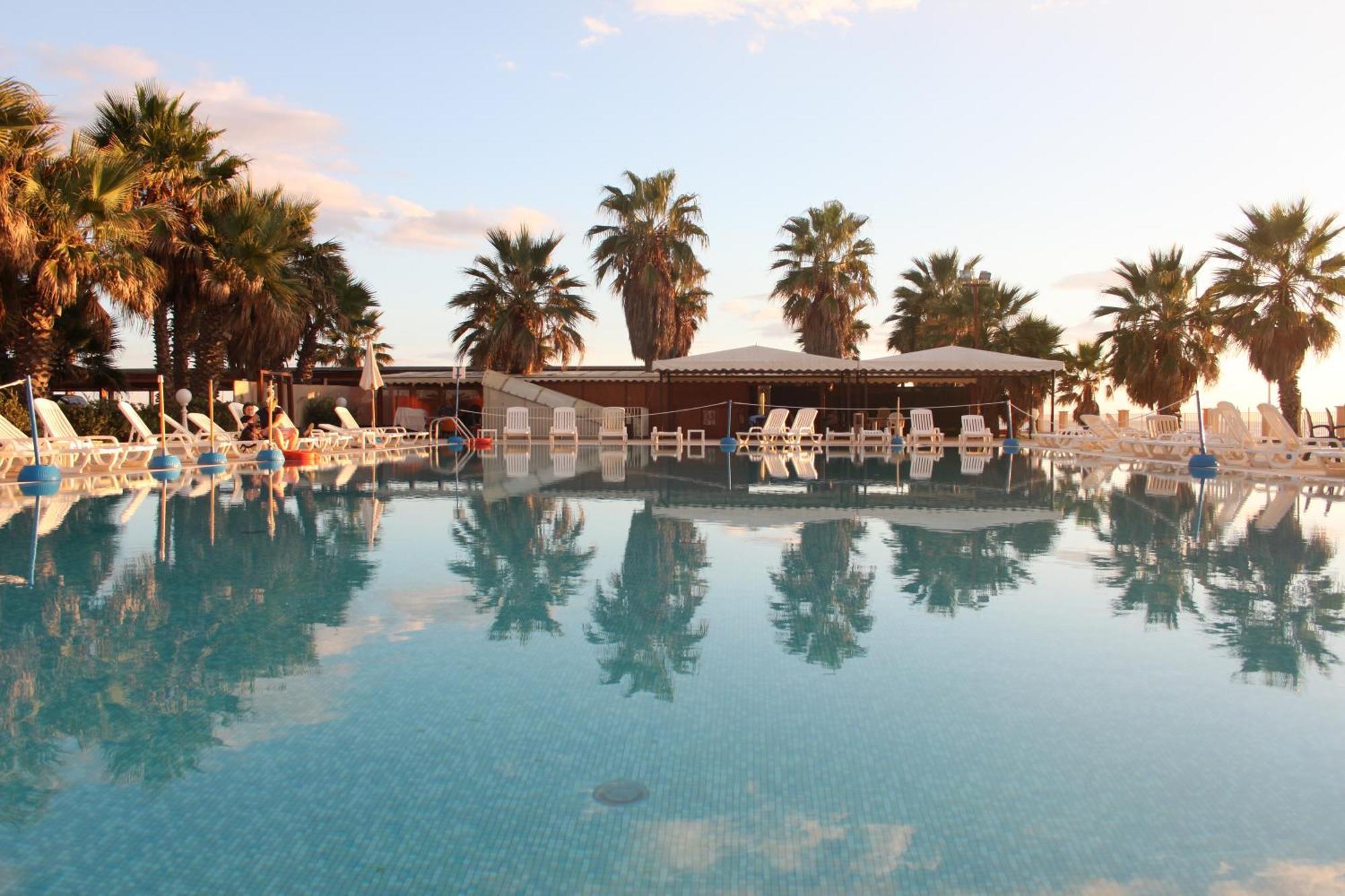 Dioscuri Bay Palace Сан-Леоне Екстер'єр фото