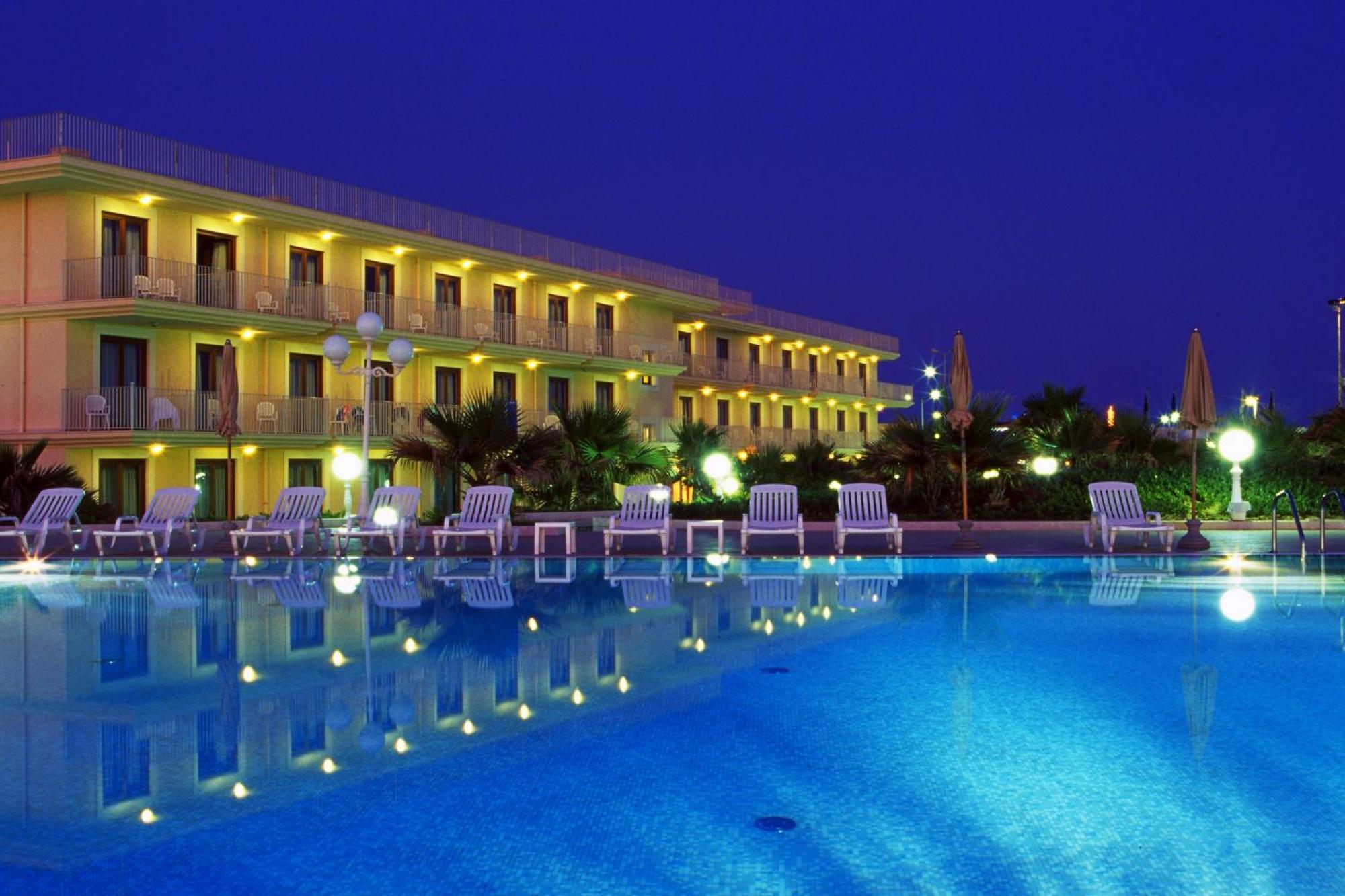 Dioscuri Bay Palace Сан-Леоне Екстер'єр фото